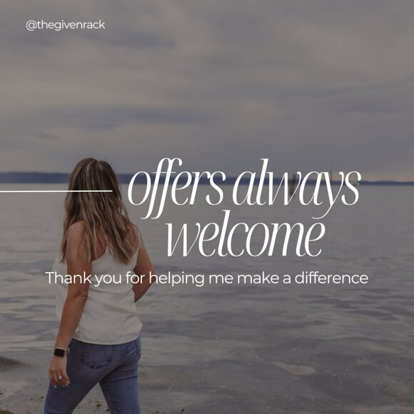 🌟 Meet your Posher, Emilie! 🌟 - Picture 6 of 6